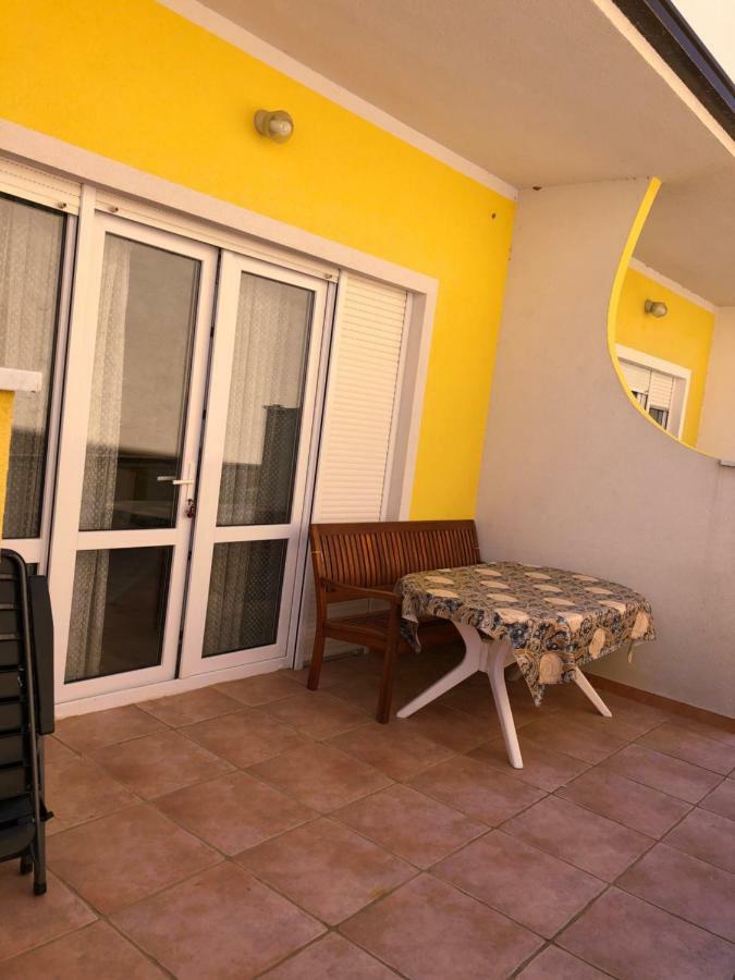 Elia Apartment Vir Luaran gambar