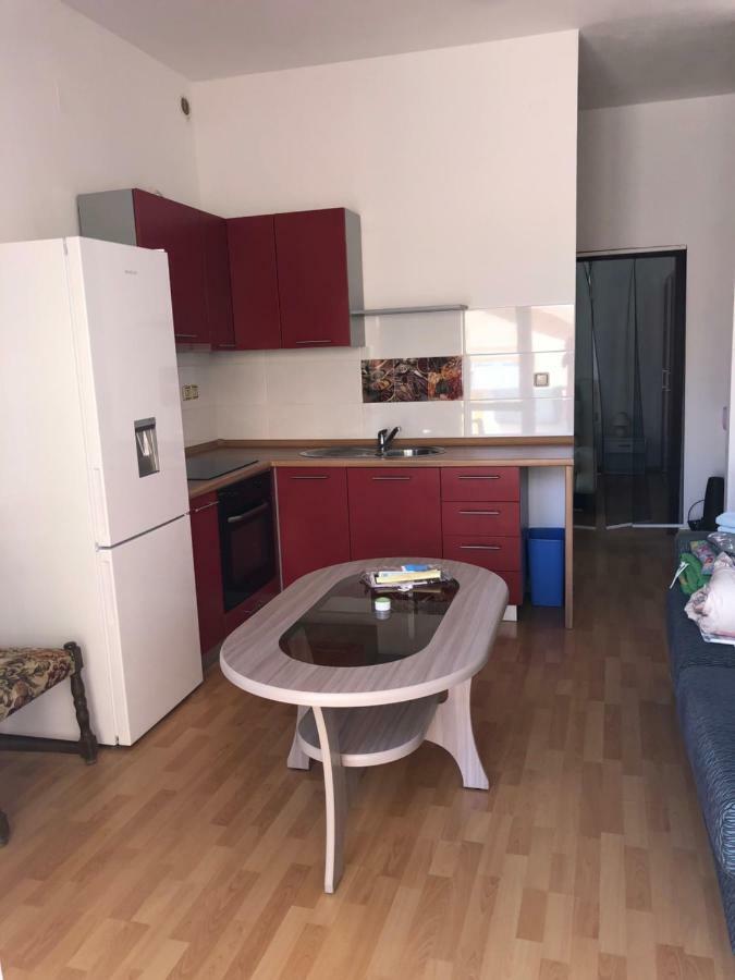 Elia Apartment Vir Luaran gambar